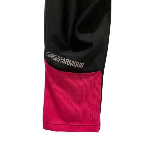 Under Armour Breast Cancer Awareness black & pink cropped leggings, women’s size - Picture 4 of 6